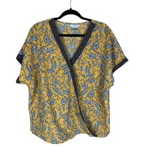 *2/$30* CJ Banks Yellow Black Floral Short Sleeve V-Neck Faux Wrap Top Size 1X